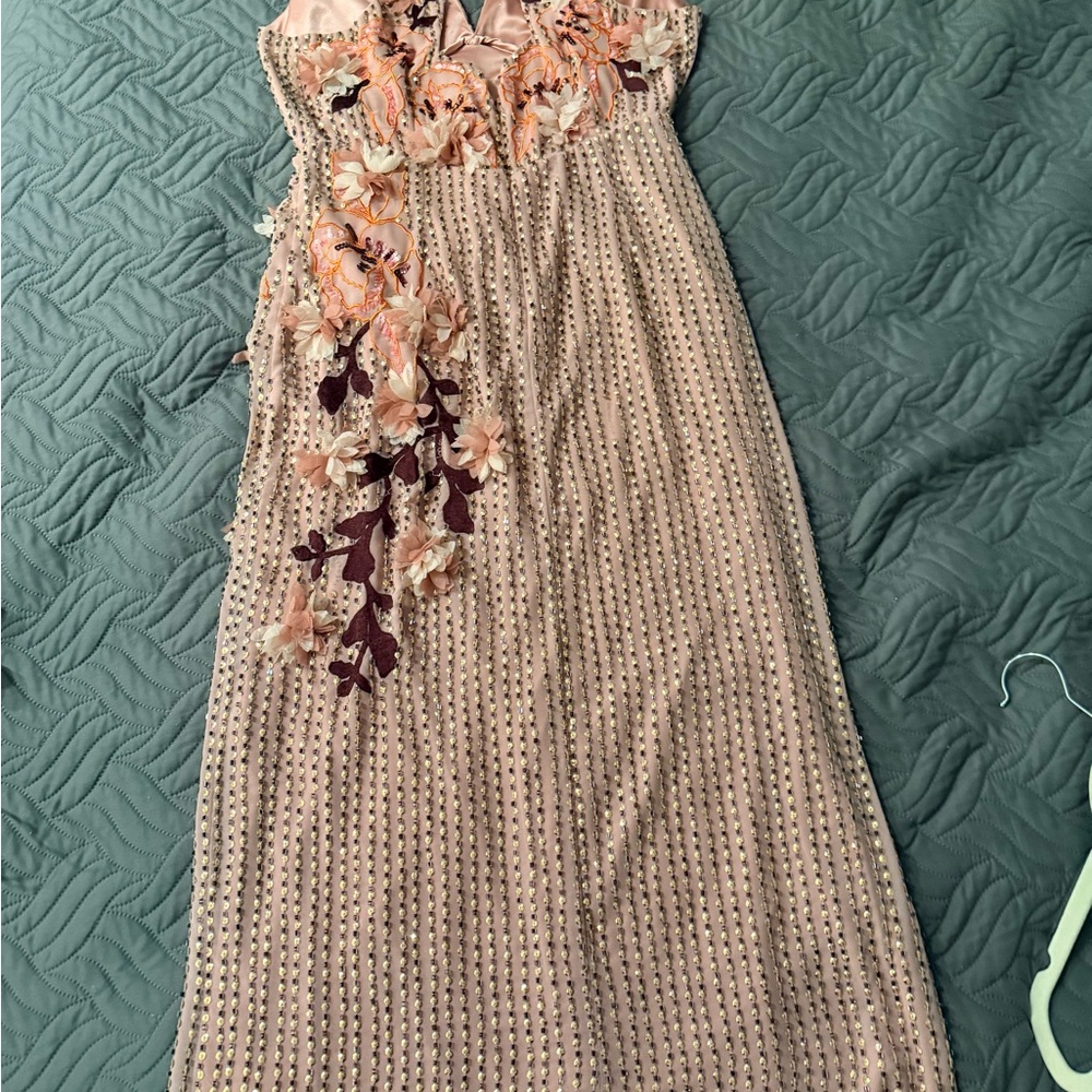 Karen Millen Pink Floral Embellished Dress - Picture 5 of 15